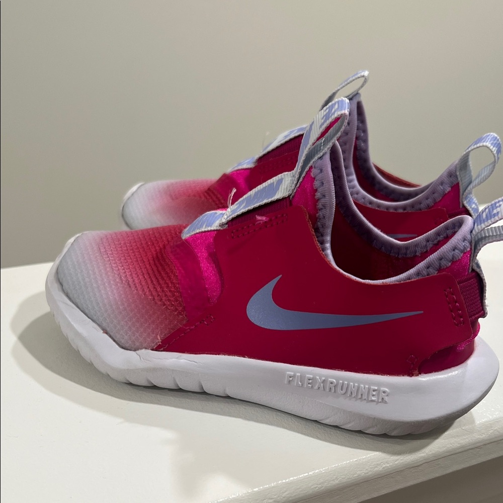 Nike Flex Runner Kids Sneakers - Pink and White